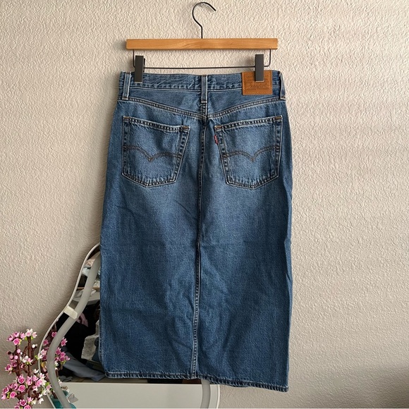 Levi’s Premium side slit skirt - Picture 3 of 4